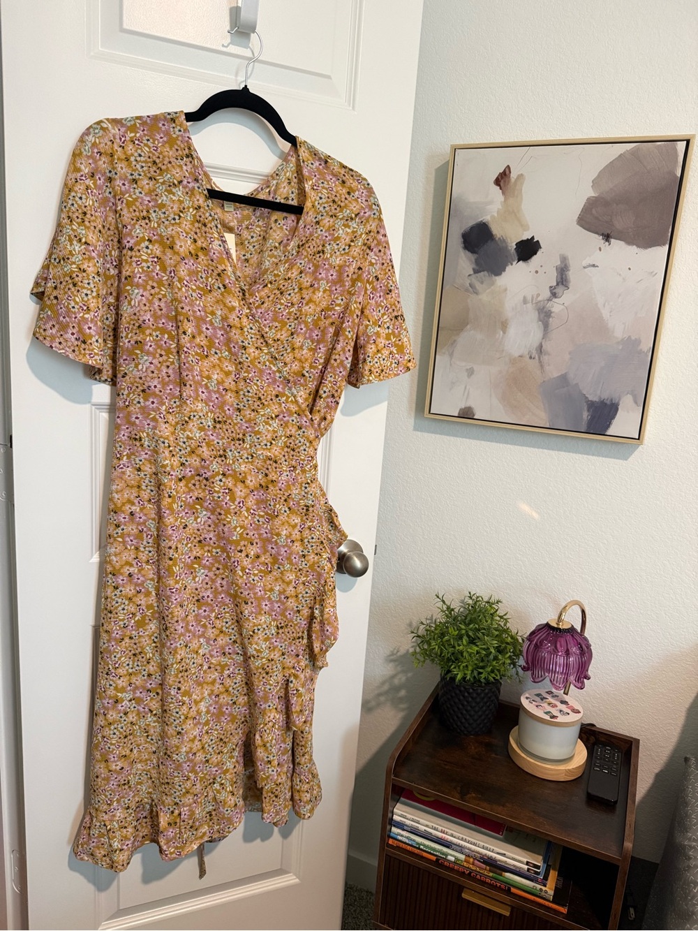 Loralette Floral Wrap Dress in Mustard Pink Size 18/20 NWT